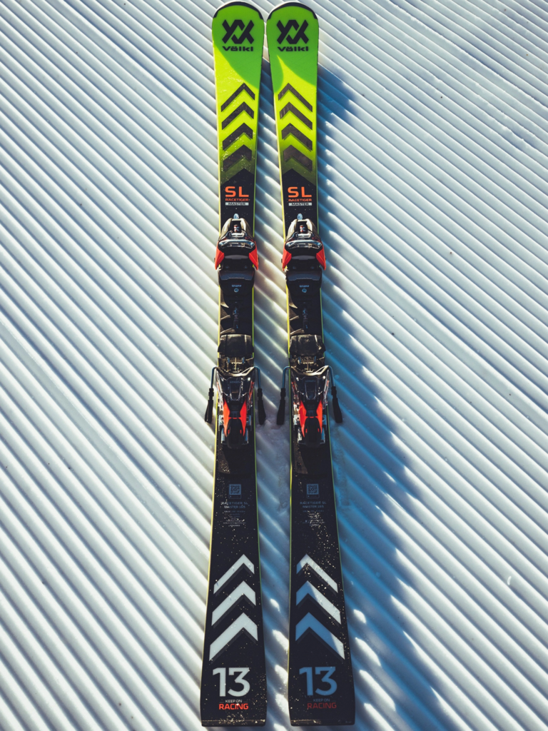 RACETIGER SL MASTER + ＜24＞XCOMP 12 Sjezdové lyže Völkl RACETIGER SL MASTER + XCOMP 12 GW 23/24